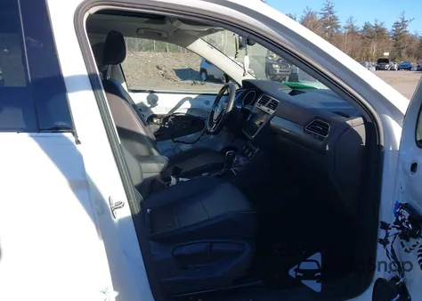 2021 Volkswagen Tiguan 2.0T Se/2.0T Se R-Line Black/2.0T Sel из США, поврежденный, VIN 3VV2B7AX9MM076781